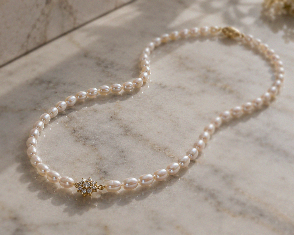 9ct Yellow Gold Freshwater Pearl & Diamond Flower Necklace