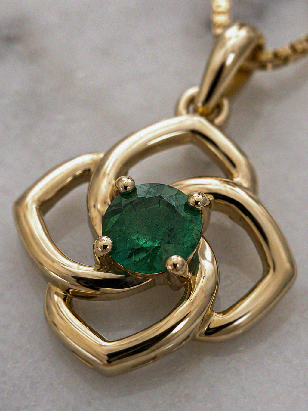 Cut Out Flower Emerald Pendant + 9ct Gold Venetian Box Chain (41–46cm)