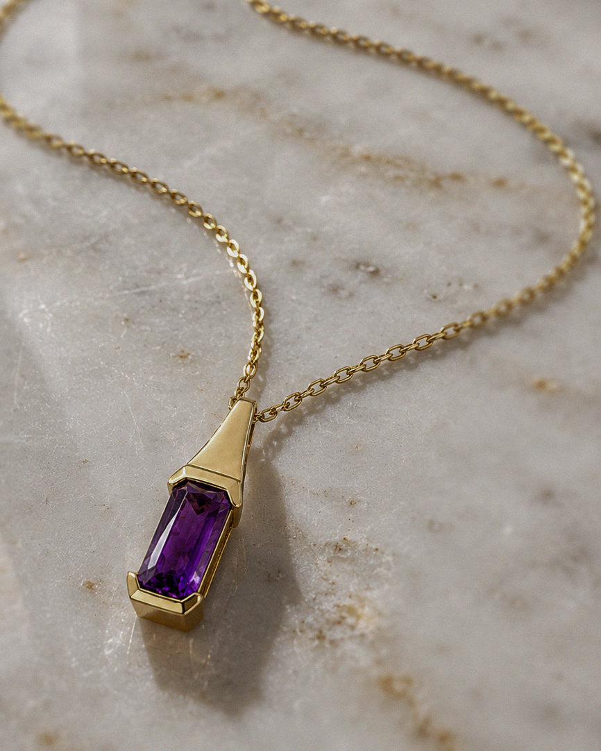 9ct Yellow Gold Elongated Amethyst Pendant Necklace