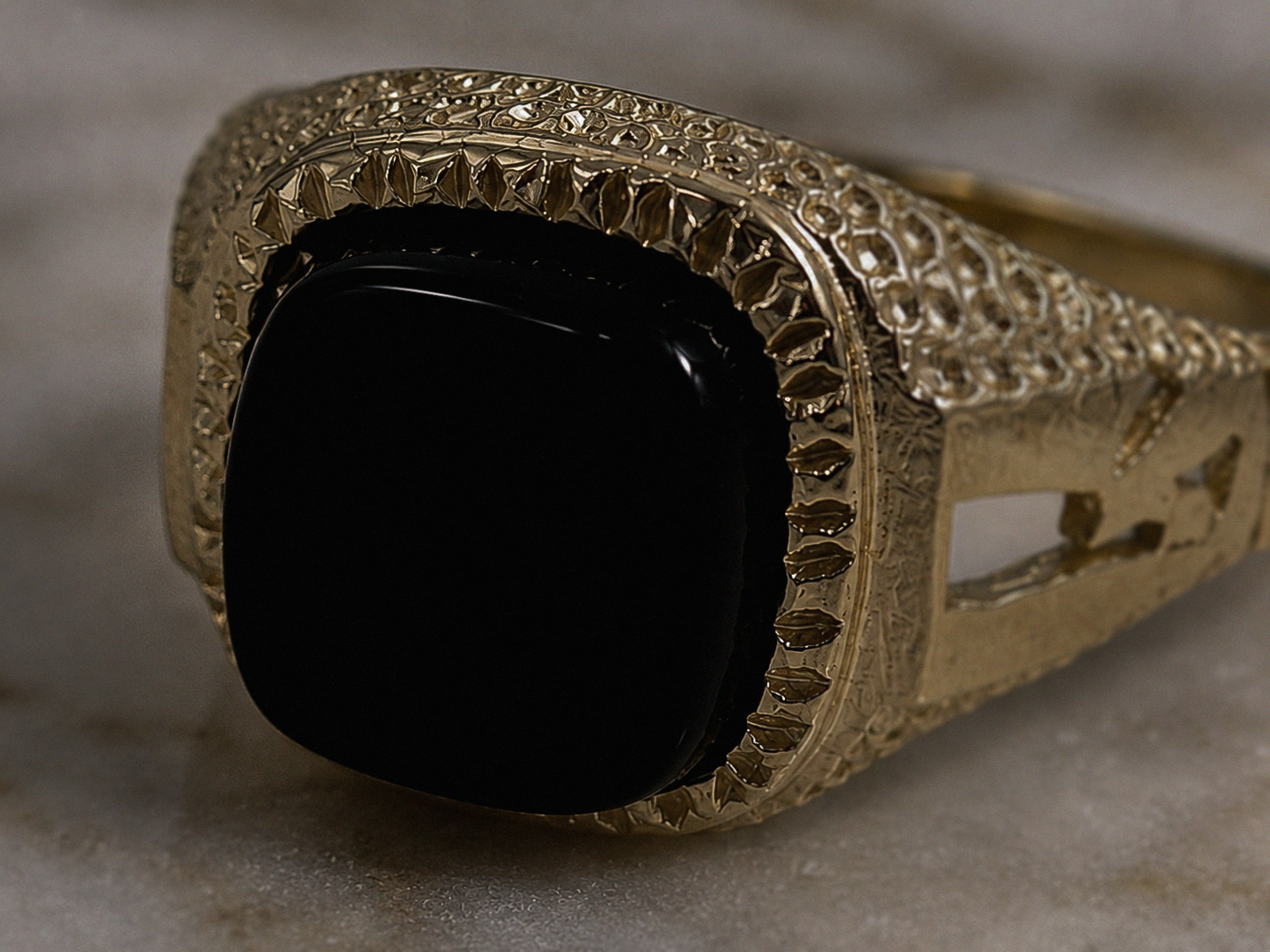 9ct Yellow Gold Cushion-Cut Black Onyx Signet Ring – Classic Gents Statement