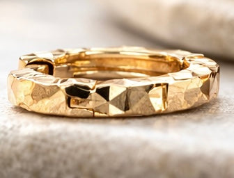 9ct Yellow Gold Diamond-Cut Hoop Earrings – Textured Mini Hoops