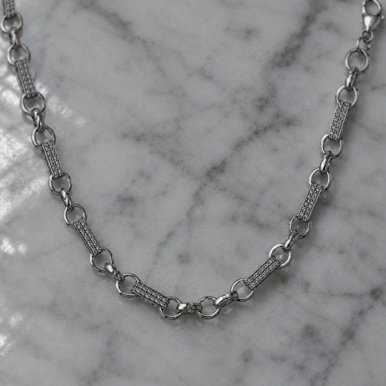 Silver Cubic Zirconia Belcher Bar Chain 28"