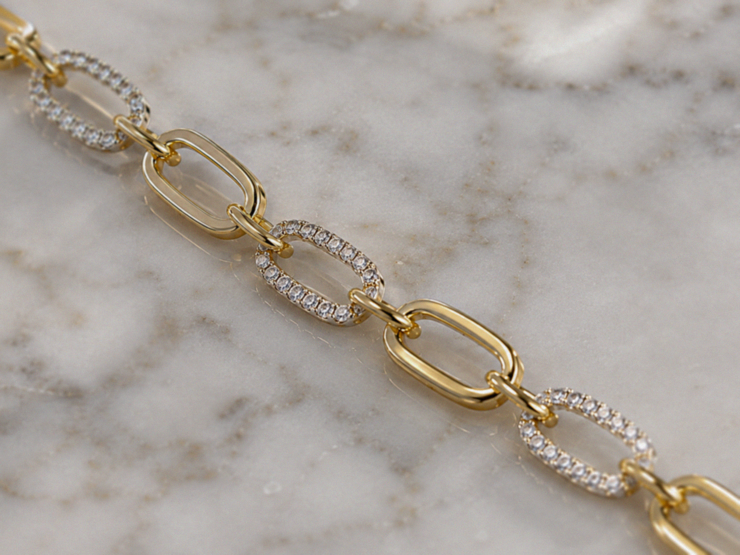 9ct Yellow Gold Cubic Zirconia Oblong Link Bracelet