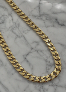 9ct Yellow Gold Heavy Flat curb (243g) 17mm Premium Statement Chain.