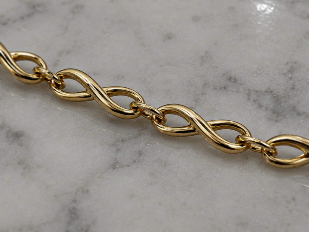 9ct Yellow Gold Infinity Link Bracelet