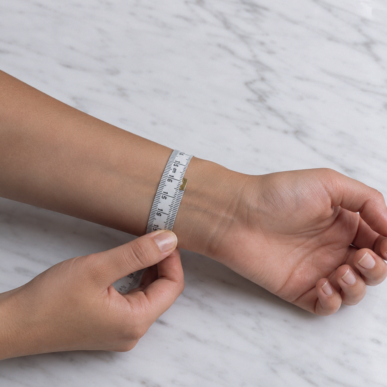 How to measure your wrist for a bracelet