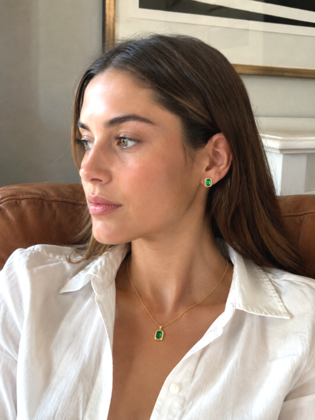 9ct Yellow Gold Emerald Pendant – Chunky Border Design