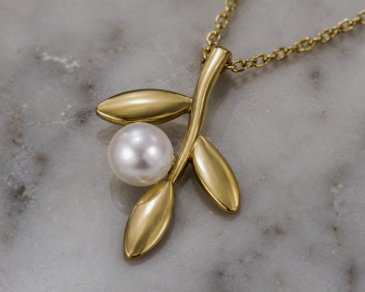 Willow Pearl Necklace in 9ct Gold
