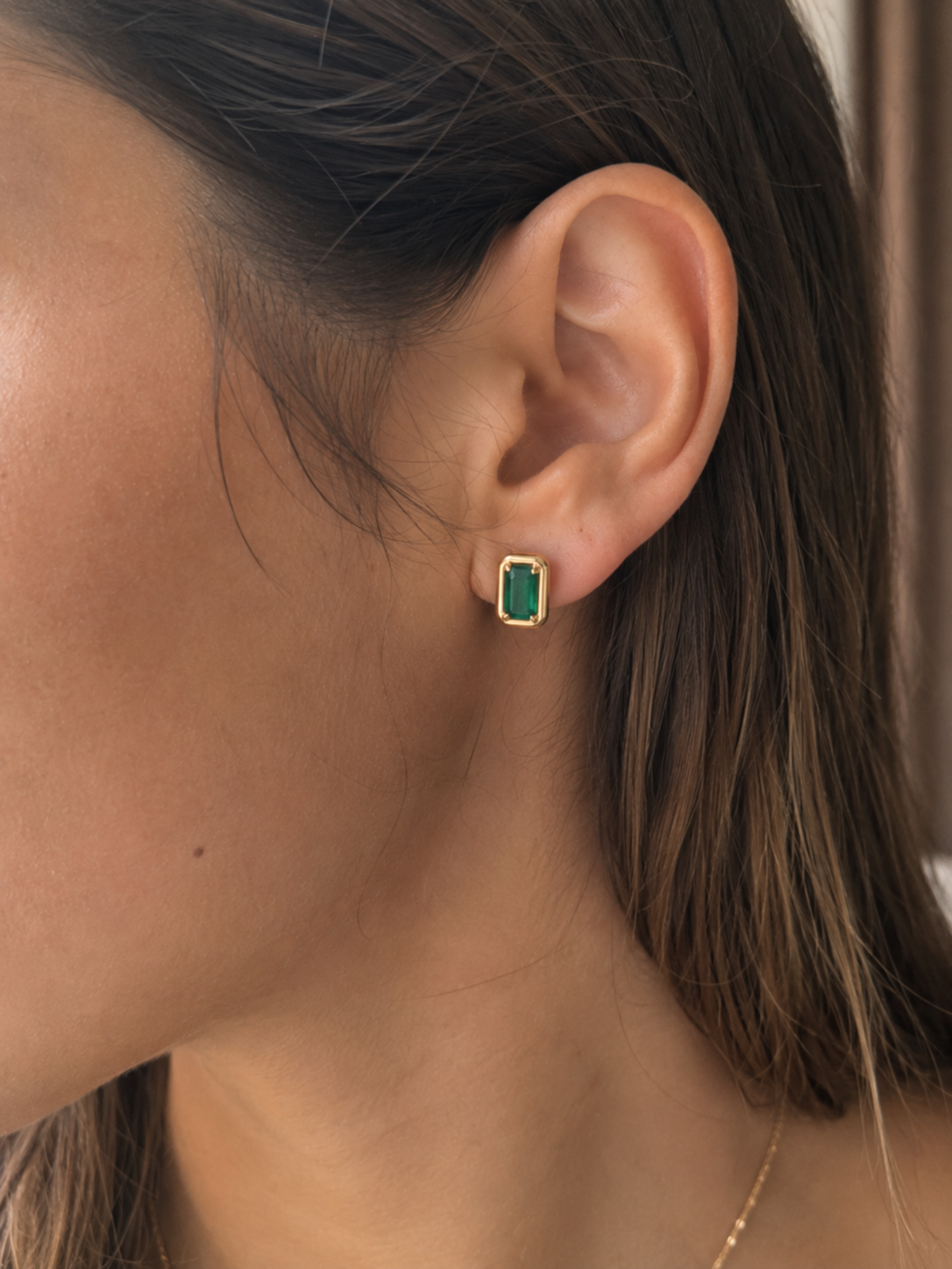 Chunky Emerald Stud Earrings in 9ct Yellow Gold