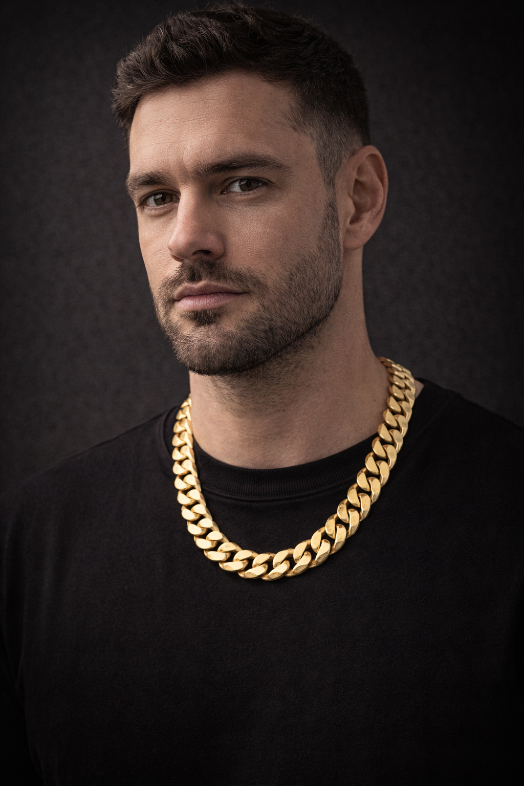 9ct Yellow Gold Heavy Flat curb (243g) 17mm Premium Statement Chain.