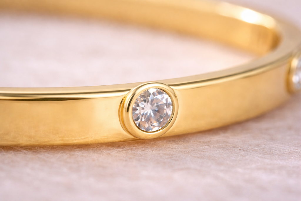 9ct Yellow Gold Children’s CZ Set Hinged Bangle