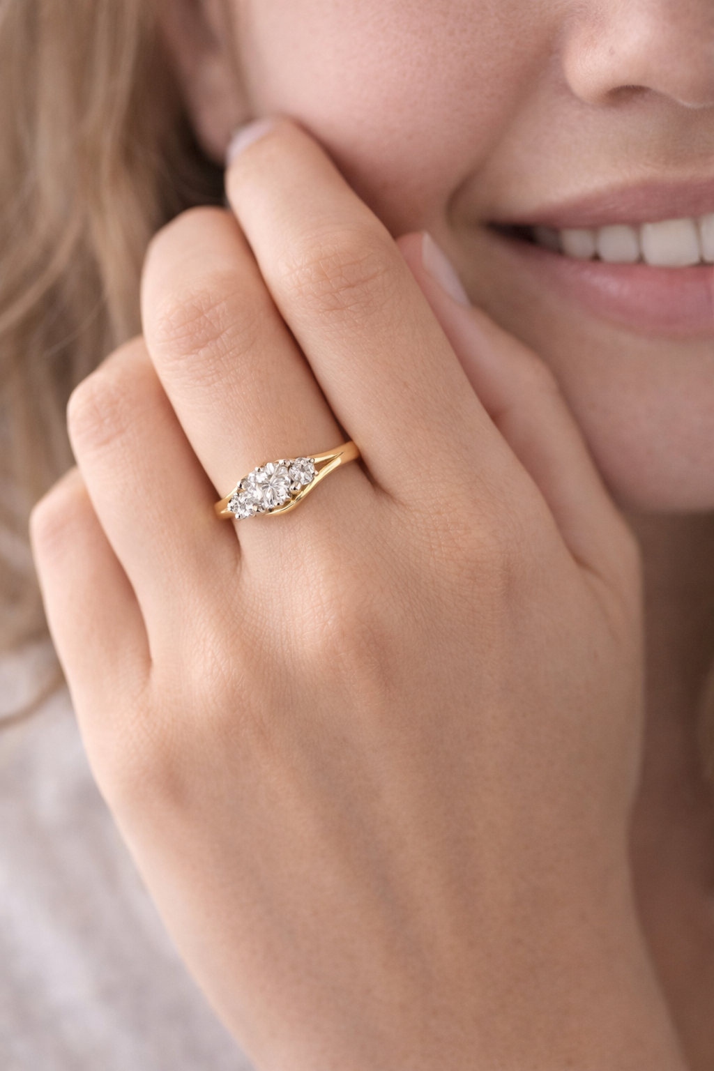 18ct Two-Tone Gold 1.00ct Diamond Swirl Trilogy Engagement Ring