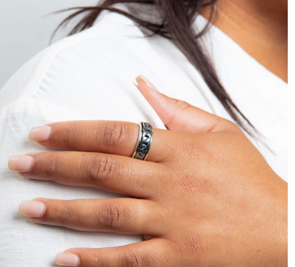 Heavyweight Chain Detail Spinner Ring – Solid Sterling Silver