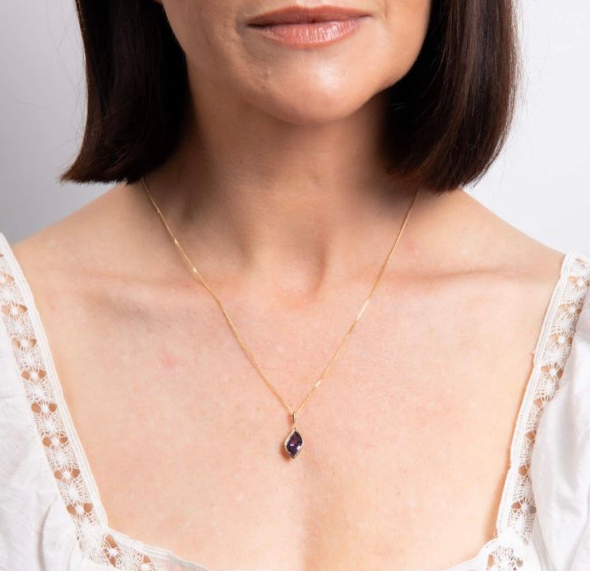 9ct Yellow Gold Flame Cut Amethyst Pendant Necklace