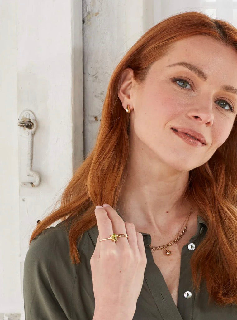 9ct Yellow Gold Trilogy Peridot Ring