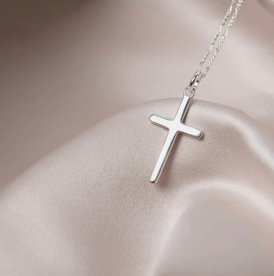 Sterling Silver Plain Cross Pendant with Diamond Cut Chain (41–46cm Adjustable)