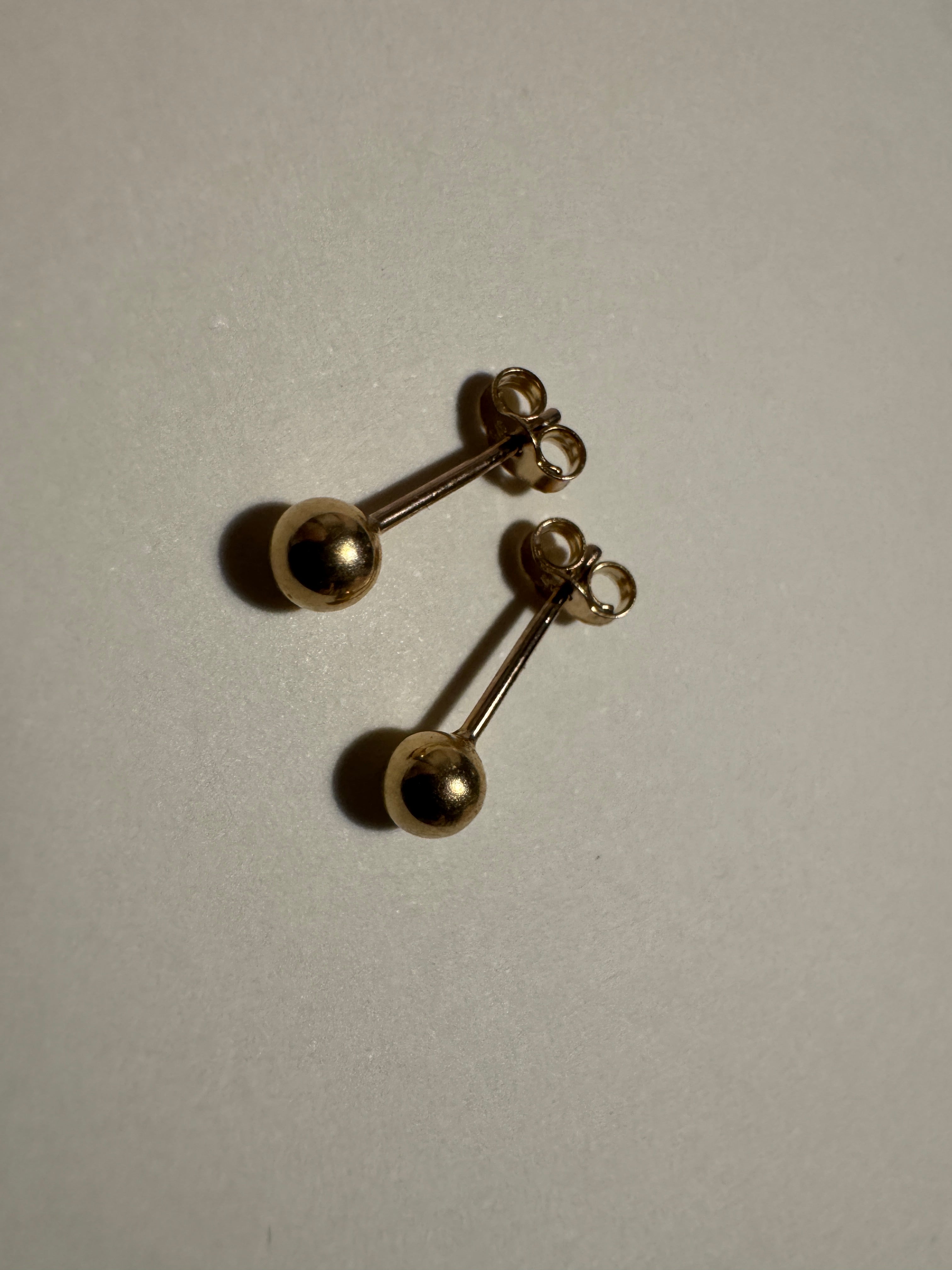 9ct Gold Ball Stud Earrings 375 Hallmarked Classic Minimalist Luxury