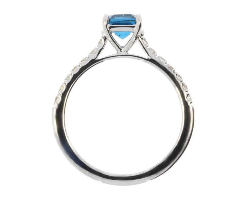 9ct White Gold London Blue Topaz & Diamond Set Shoulder Ring
