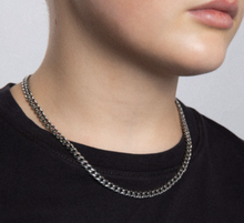 Fred Bennett Smaller Fit Stainless Steel Cuban Chain Necklace