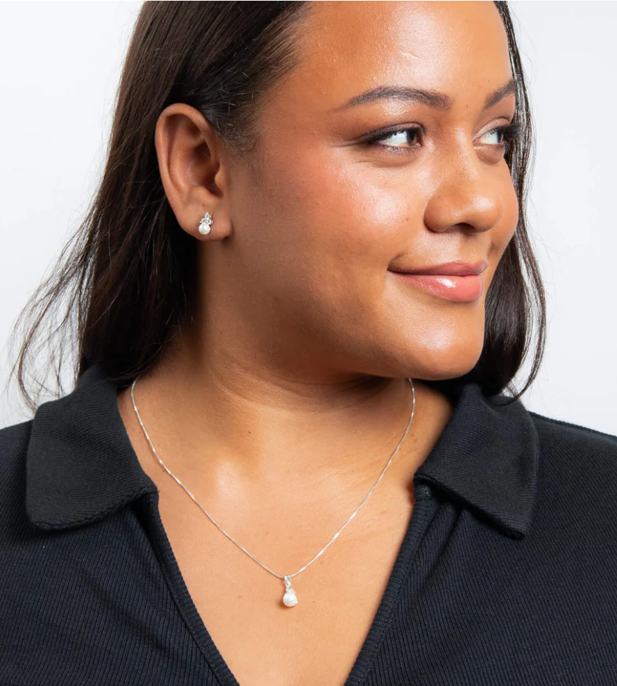 Sterling Silver Shell Pearl & Cubic Zirconia Drop Pendant with Trace Chain