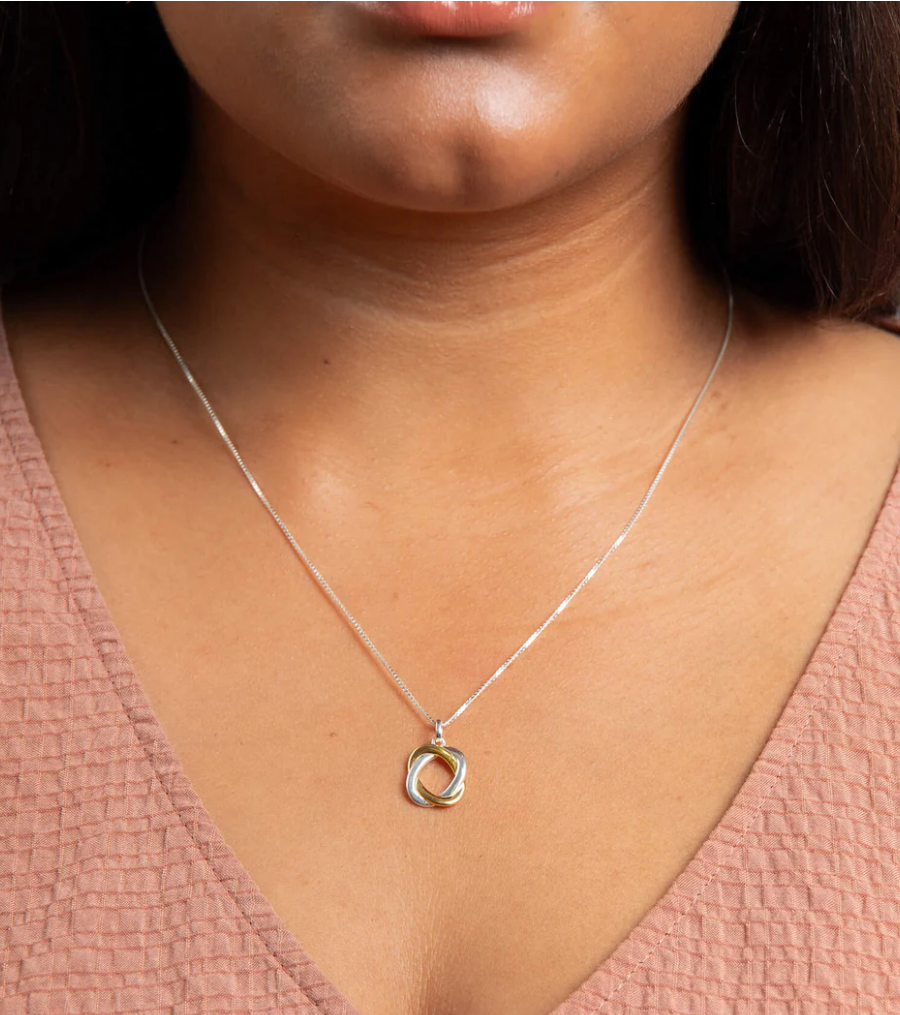 Sterling Silver Yellow Gold Plated Woven Circle Pendant with Trace Chain