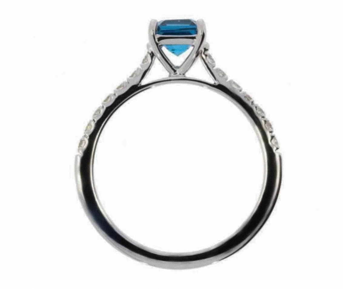 9ct White Gold London Blue Topaz & Diamond Set Shoulder Ring