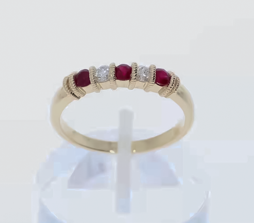 9ct Yellow Gold Ruby & Diamond 5 Stone Eternity Ring