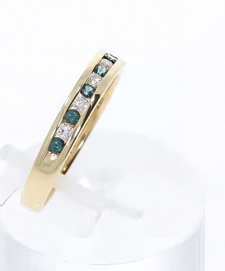 18ct Yellow Gold Teal Sapphire & Diamond Eternity Ring