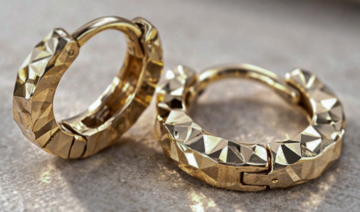 9ct Yellow Gold Diamond-Cut Hoop Earrings – Textured Mini Hoops