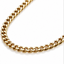 9ct Yellow Gold 2.5mm Diamond-Cut Curb Chain