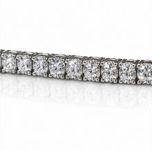 18ct White Gold Lab-Grown Diamond Tennis Bracelet