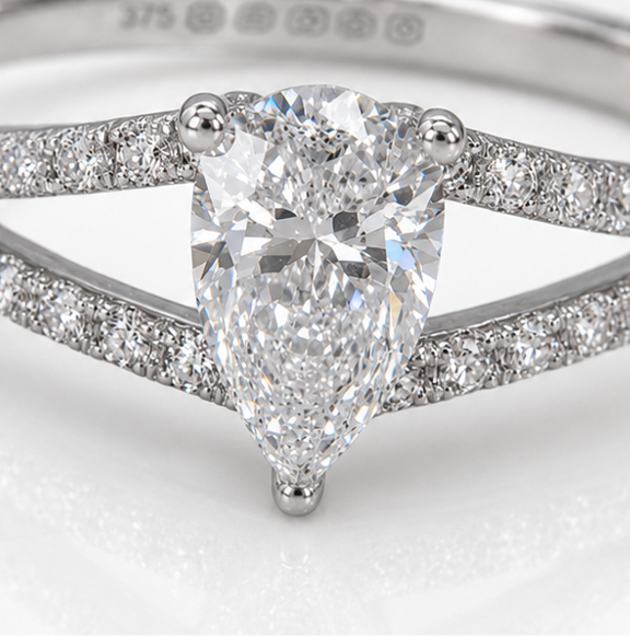 9ct White Gold 0.45ct Pear-Cut Split-Shoulder Diamond Engagement Ring