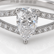 9ct White Gold 0.45ct Pear-Cut Split-Shoulder Diamond Engagement Ring