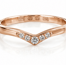 Rose Gold 0.12ct Five-Stone Shaped Diamond Wedding Ring