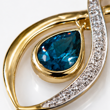 9ct Yellow Gold London Blue Topaz & Diamond Pendant Necklace