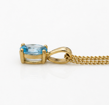 9ct Yellow Gold Swiss Blue Topaz Oval Pendant Necklace