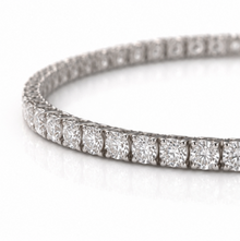 9ct White Gold 3.21ct Lab-Grown Diamond Tennis Bracelet