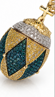 18ct White Gold 3ct diamond Fabergé Egg Charm.