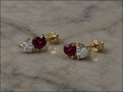9ct Yellow Gold Toi et Moi Heart Stud Earrings – Rhodolite Garnet & White Topaz