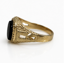 9ct Yellow Gold Cushion-Cut Black Onyx Signet Ring – Classic Gents Statement