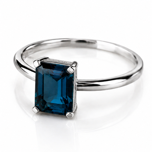 9ct White Gold Rectangle London Blue Topaz Ring