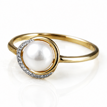 9ct Yellow Gold Button Pearl & Diamond Wave Ring
