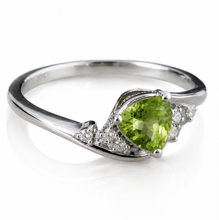 9ct White Gold Trillion Peridot & White Topaz Ring