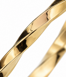 9ct Yellow Gold Twisted Hollow Hinged Bangle