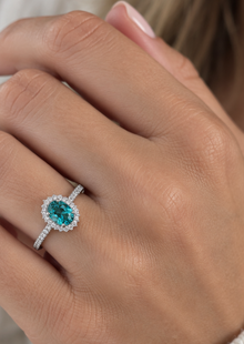 Diamonfire Sterling Silver Paraiba CZ Oval Halo Ring