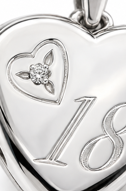 Heart Locket Diamond Macro View