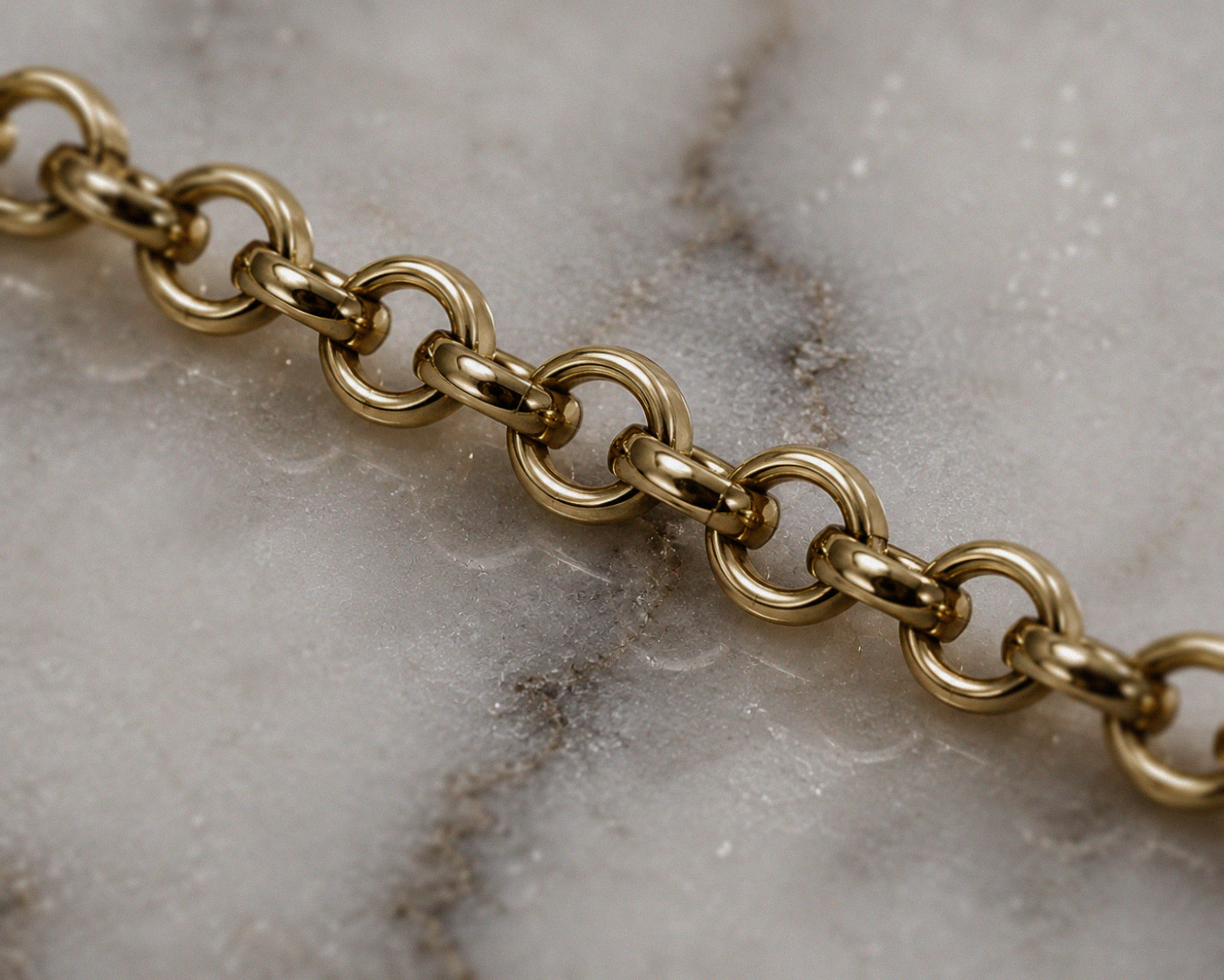 9ct Yellow Gold Round Belcher Chain 2.25mm - Multiple lengths available
