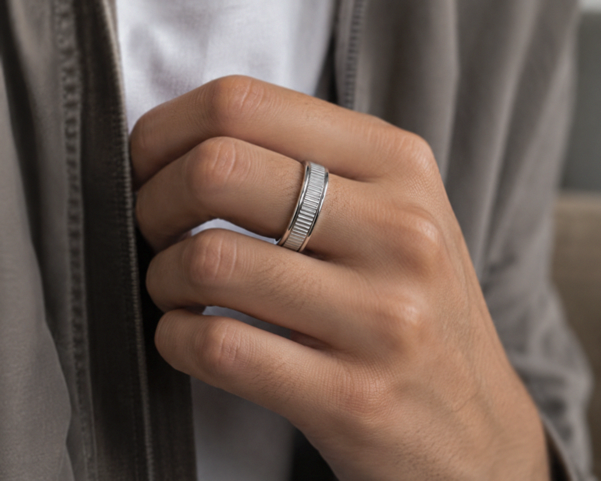 Sterling Silver Ridged Spinner Ring