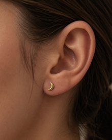 Sterling Silver Crescent Moon Labret Stud Earrings – Pair