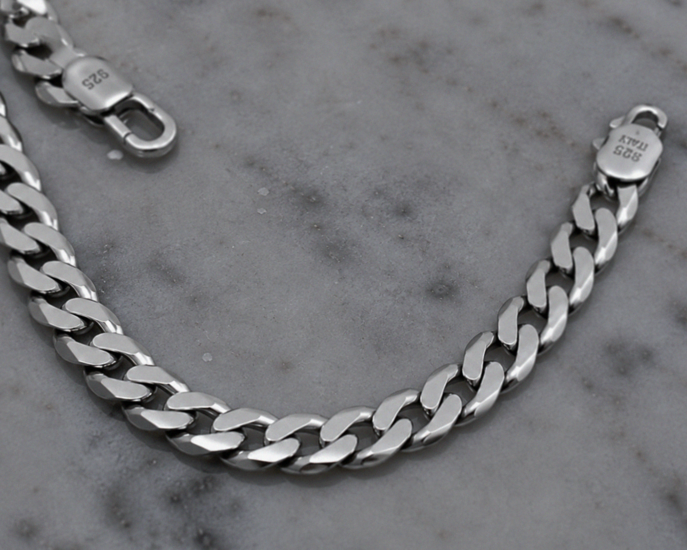 Fred Bennett Sterling Silver Diamond-Cut Curb Chain 56cm
